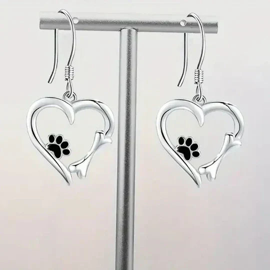 Yaritza™ – Silver Paw & Heart Drop Earrings